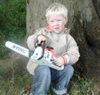 STIHL motorsav til b�rn